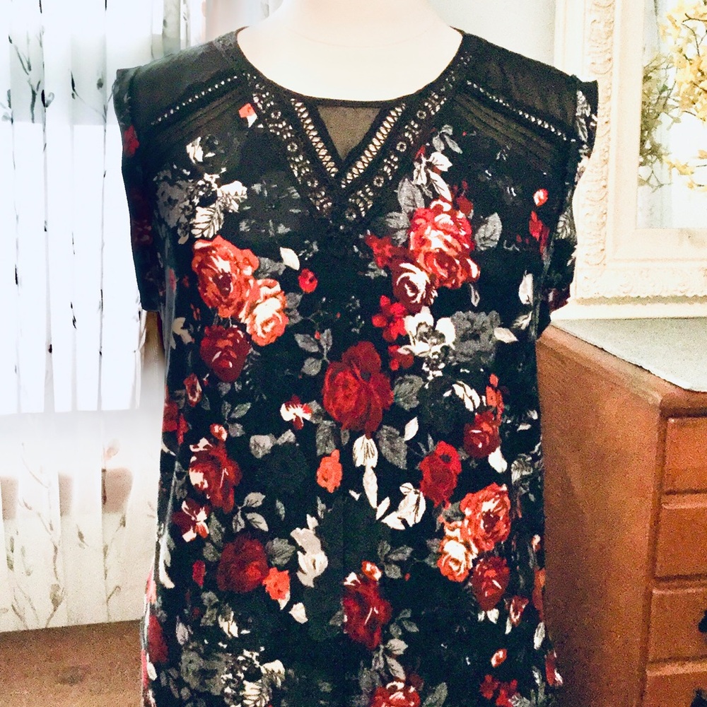 Cap sleeve top